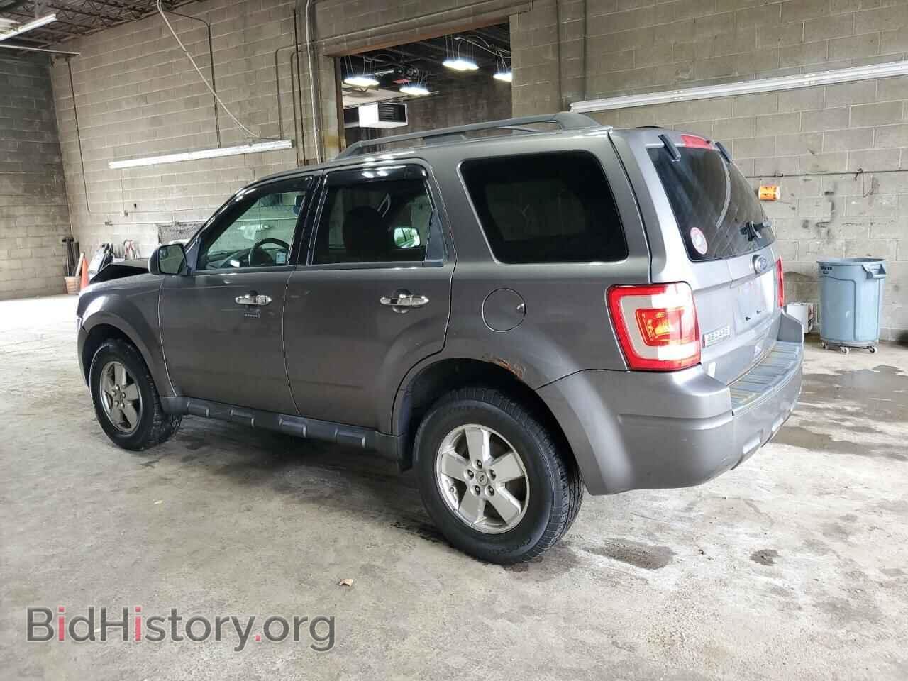 2011 FORD ESCAPE - VIN: 1FMCU9D70BKA26260 - Фото 2
