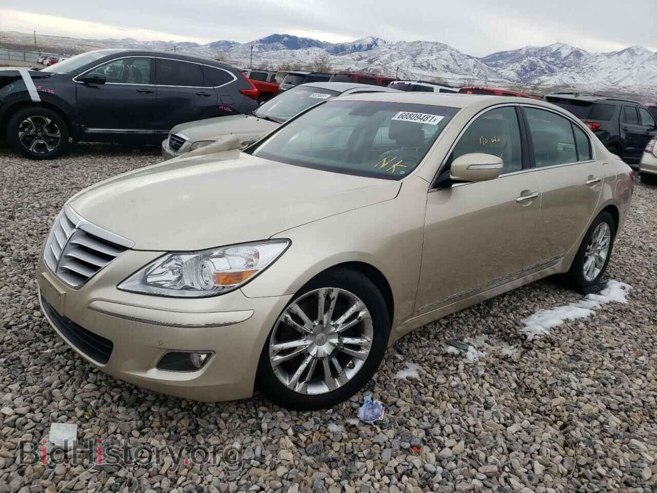 2009 HYUNDAI GENESIS - VIN: KMHGC46F59U032209 - Фото 2