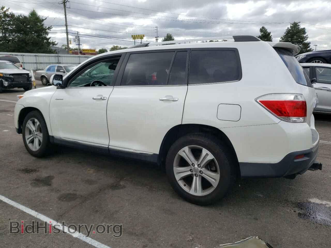 2013 TOYOTA HIGHLANDER - VIN: 5TDYK3EH8DS132018 - Фото 2