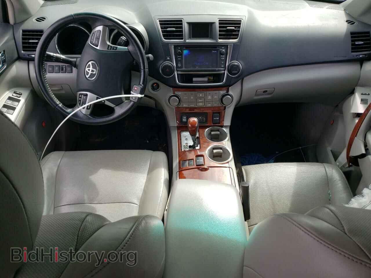 2013 TOYOTA HIGHLANDER - VIN: 5TDYK3EH8DS132018 - Фото 8