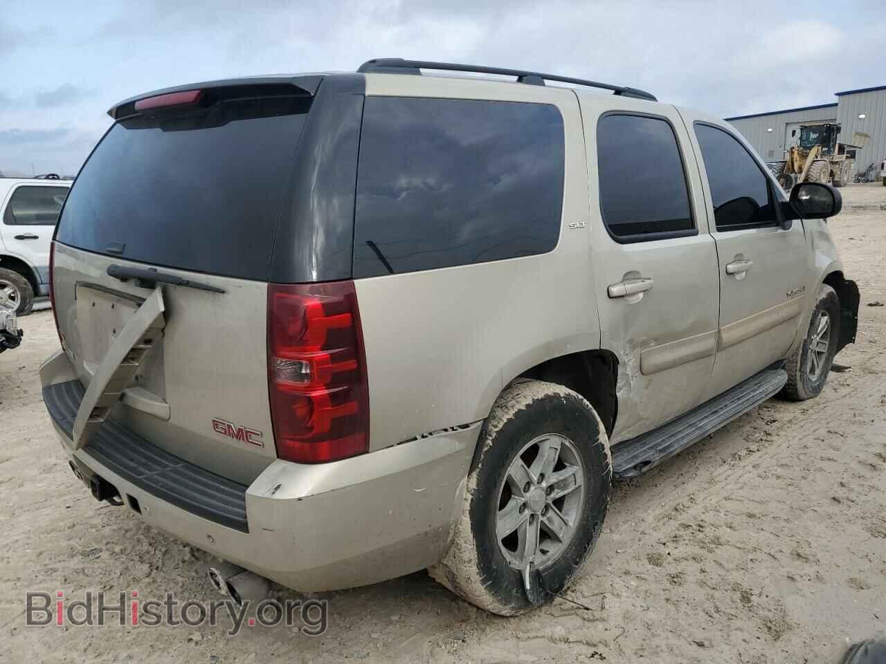 2008 GMC YUKON - VIN: 1GKFC13088R232196 - Фото 3