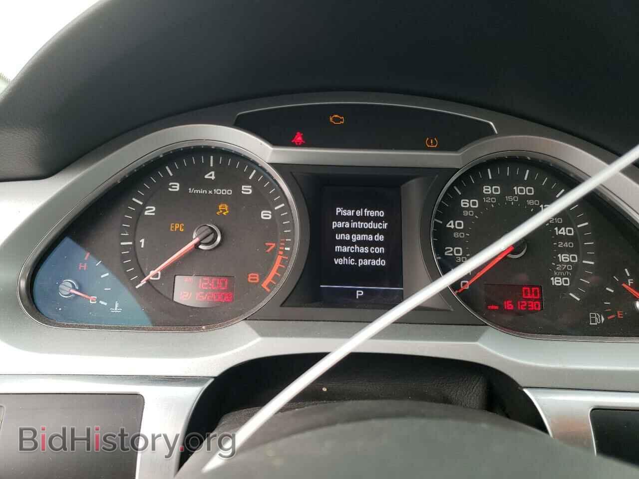 2010 AUDI A6 - VIN: WAUKGBFBXAN008066 - Фото 9
