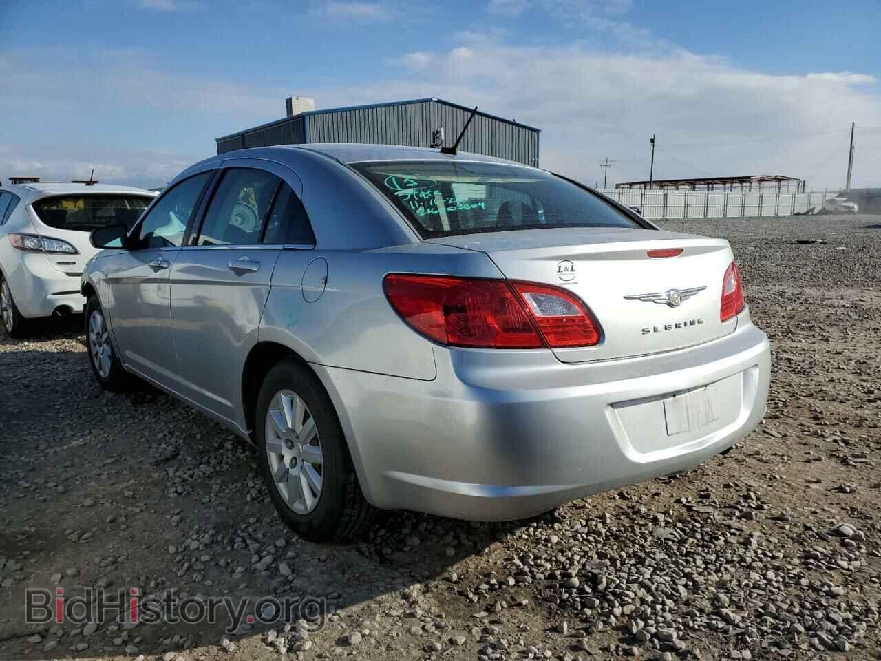 2010 CHRYSLER SEBRING - VIN: 1C3CC4FB3AN183844 - Фото 2