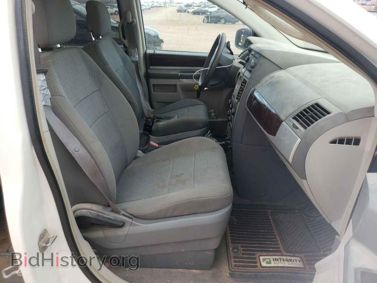 2010 CHRYSLER MINIVAN - VIN: 2A4RR5D14AR271478 - Фото 5