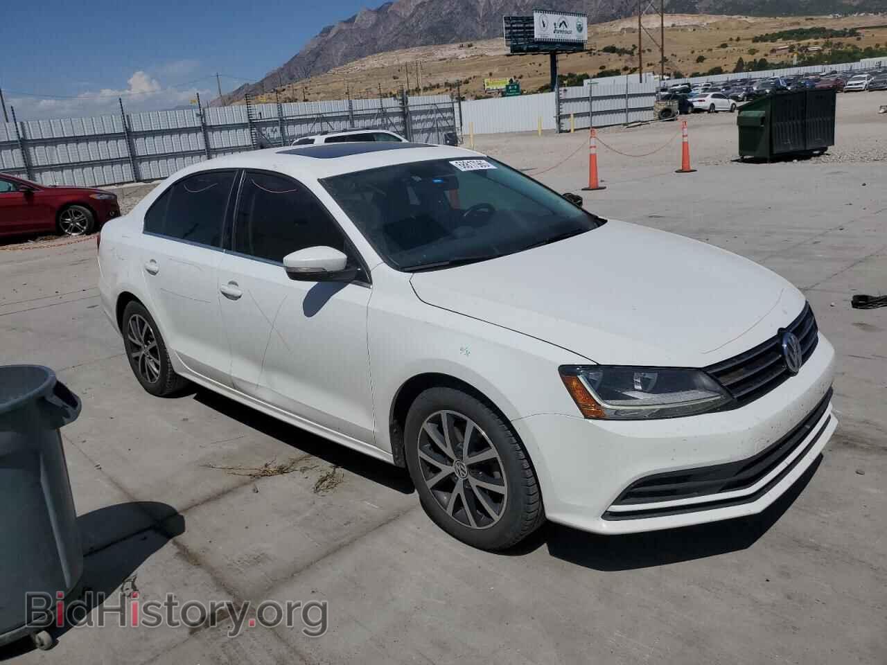 2017 VOLKSWAGEN JETTA - VIN: 3VWDB7AJ0HM319061 - Фото 4