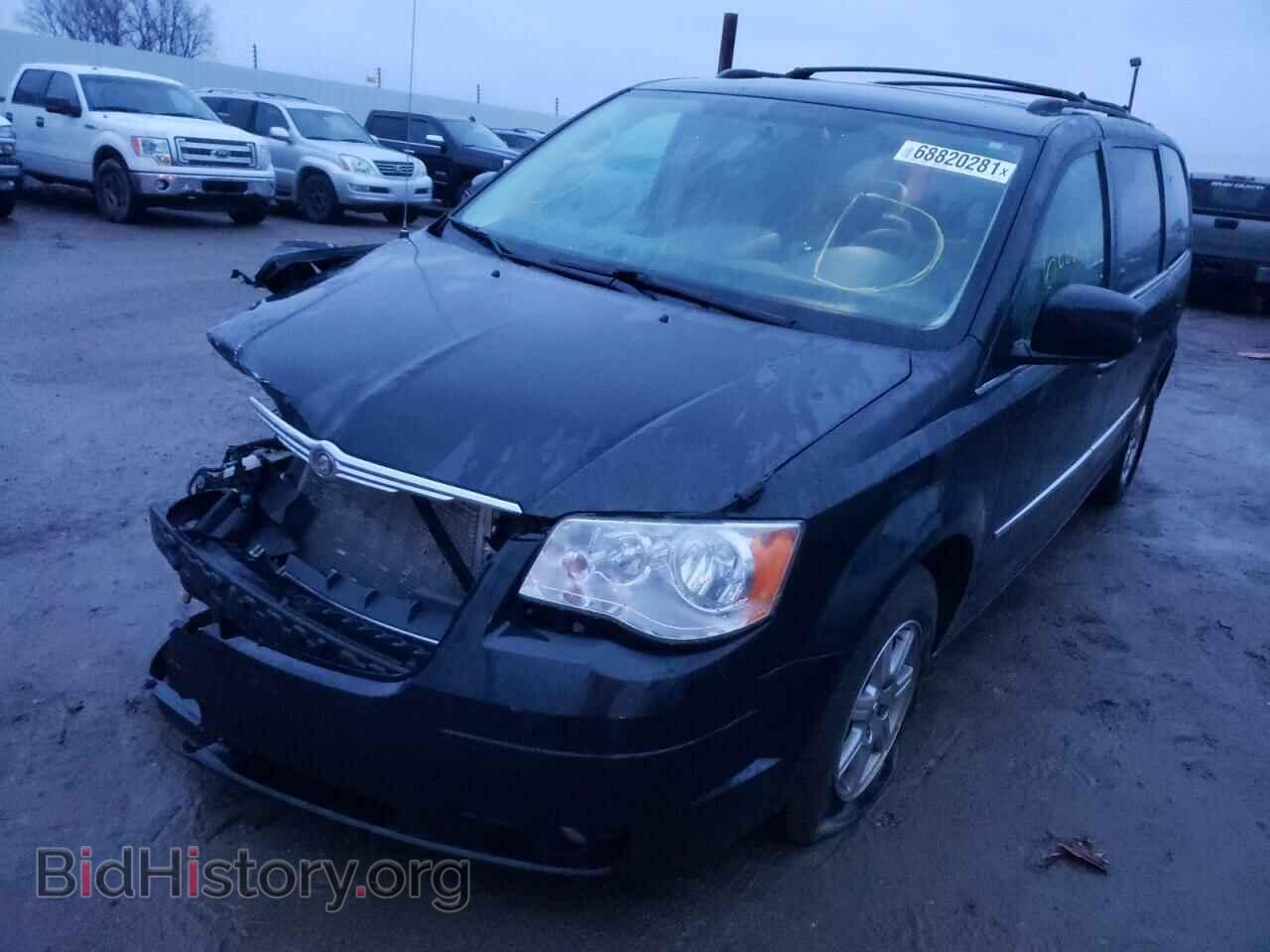 2010 CHRYSLER MINIVAN - VIN: 2A4RR5D11AR250412 - Фото 2