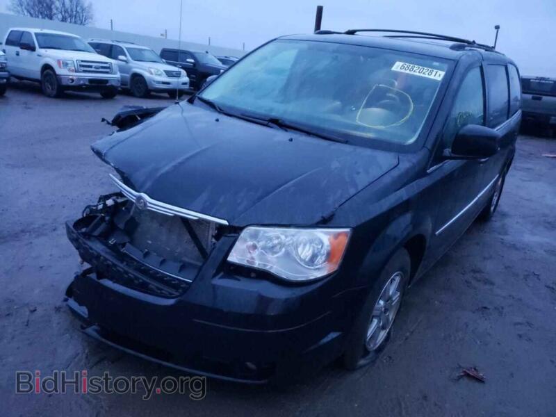 2010 Chrysler MINIVAN (VIN 2A4RR5D11AR250412) — photo 2 of 10