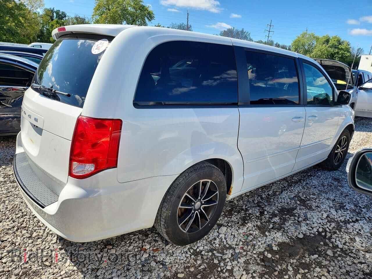 2017 DODGE CARAVAN - VIN: 2C4RDGBG0HR615406 - Photo 3