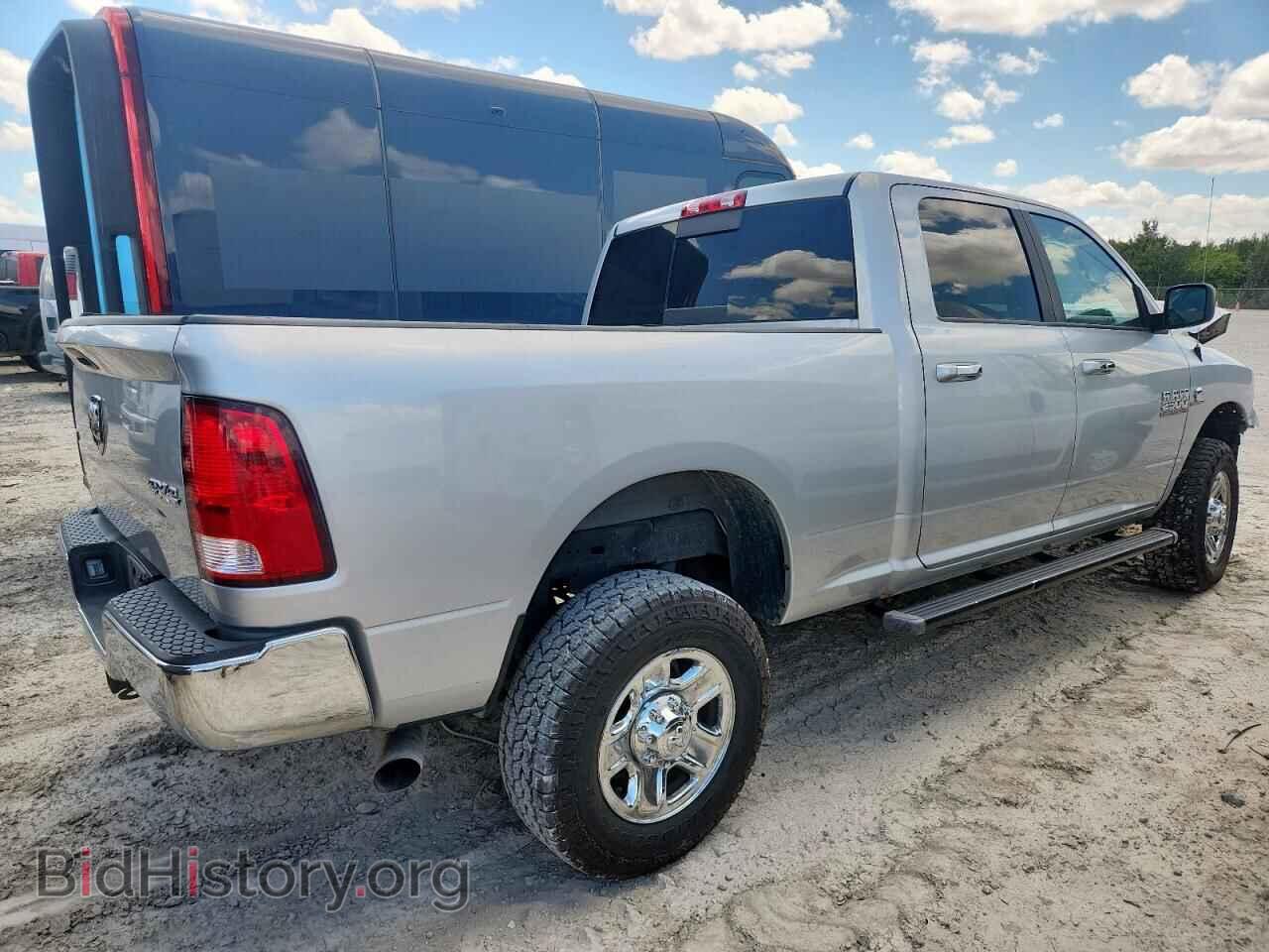 2018 RAM All Models - VIN: 3C6UR5DL8JG398202 - Фото 3