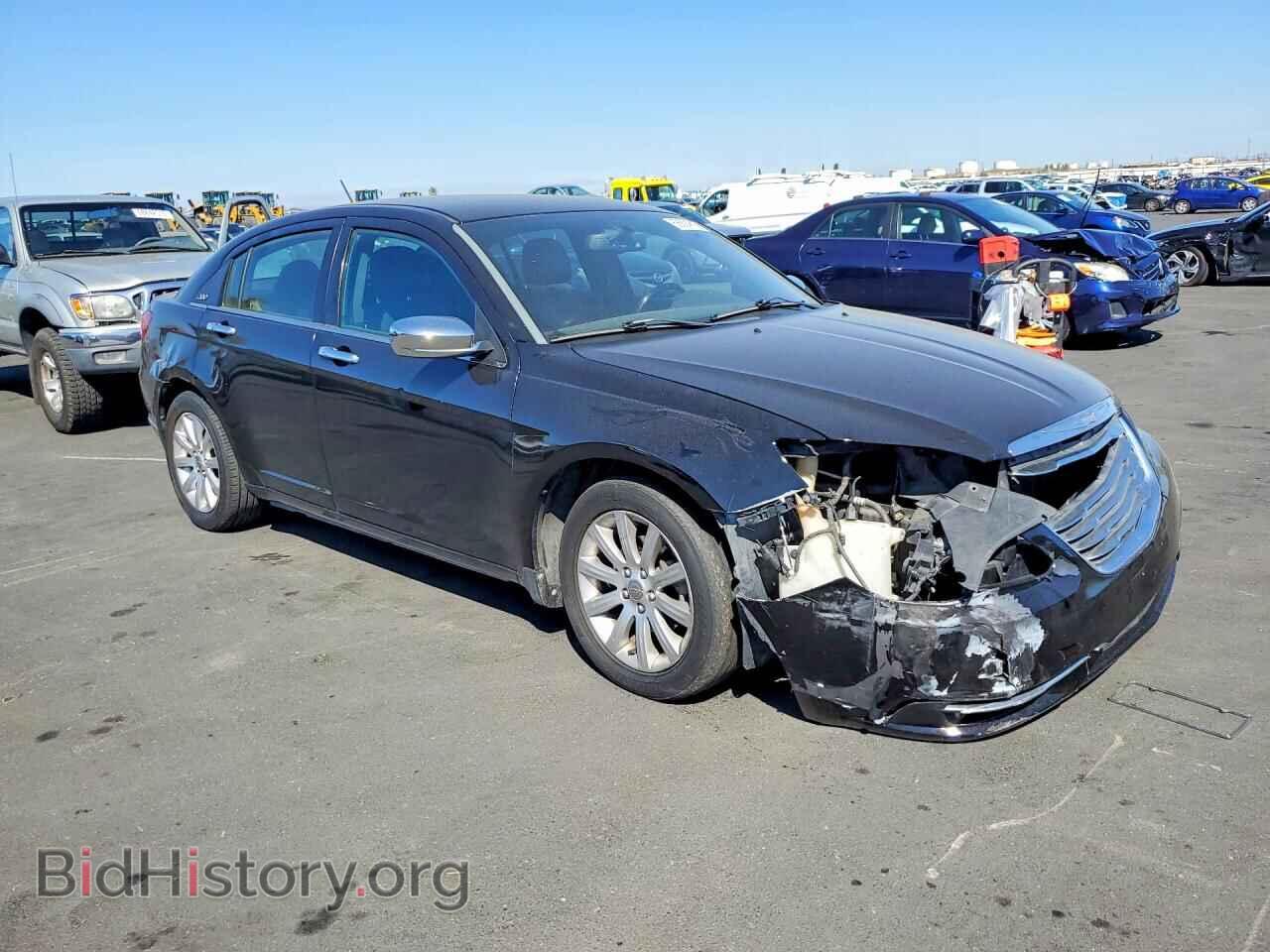 2013 CHRYSLER 200 - VIN: 1C3CCBCG1DN514929 - Photo 4
