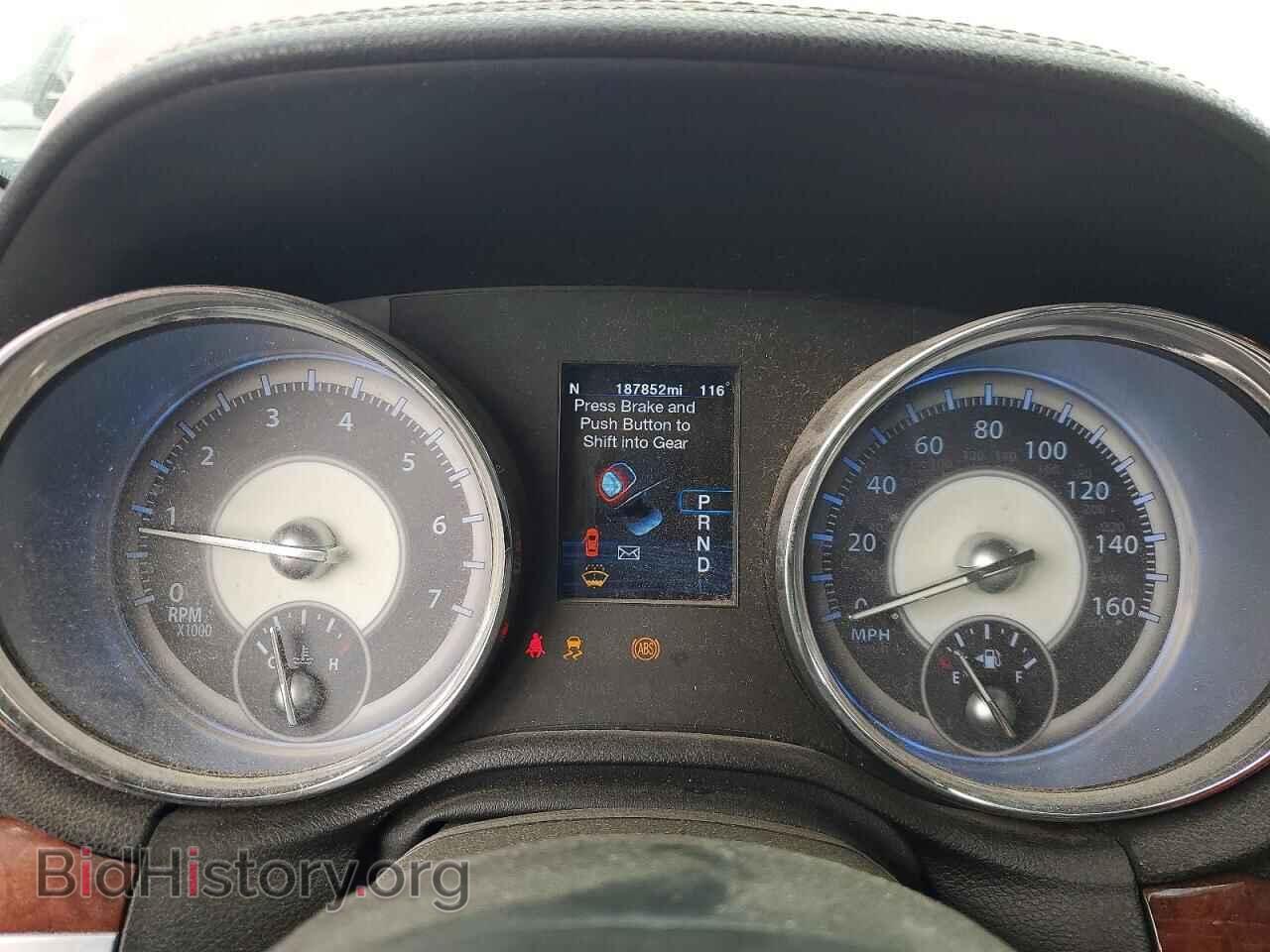 2012 CHRYSLER 300 - VIN: 2C3CCACG5CH179191 - Фото 9