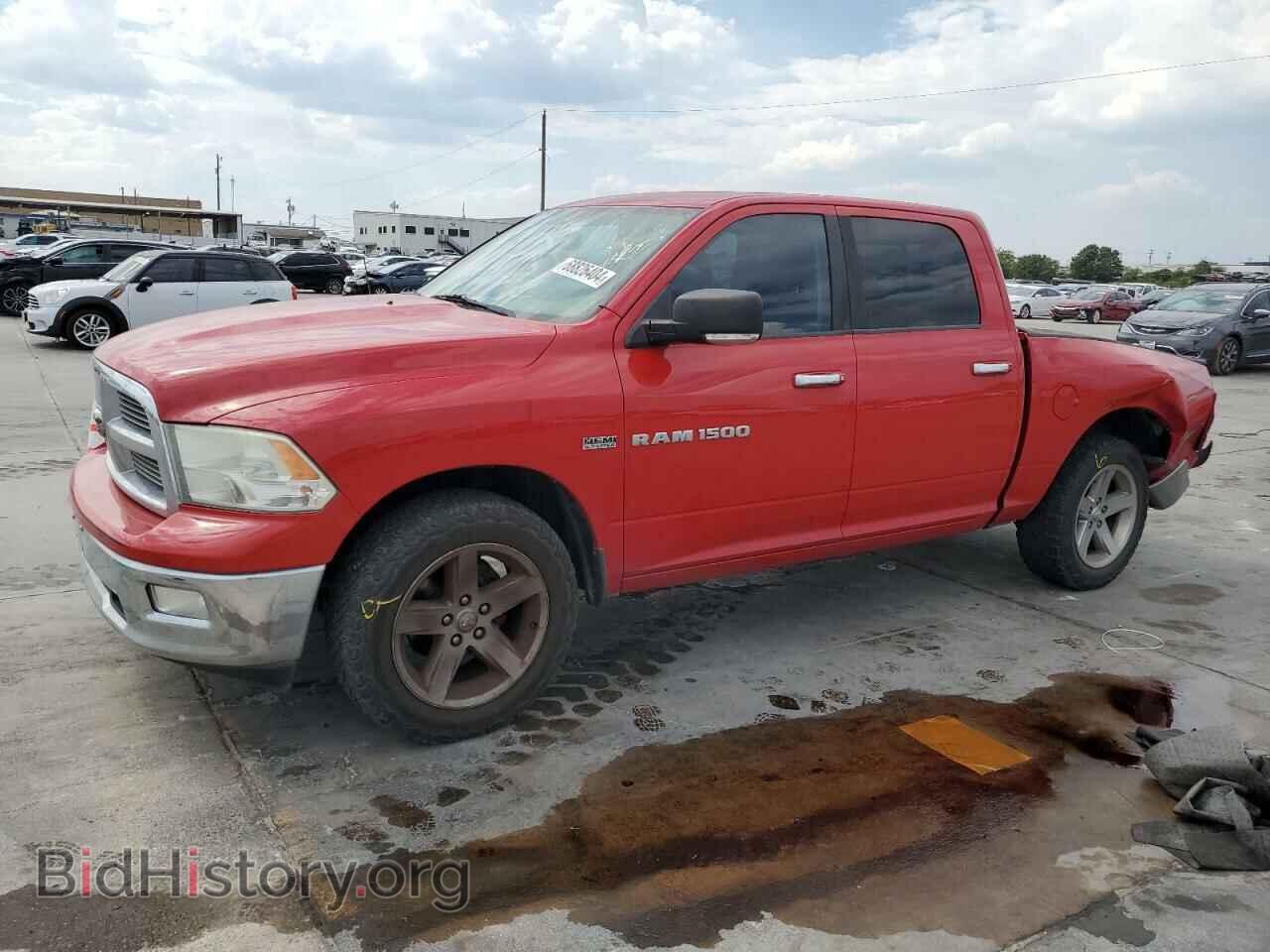 Photo 1D7RB1CT7BS657579 - DODGE All Models 2011
