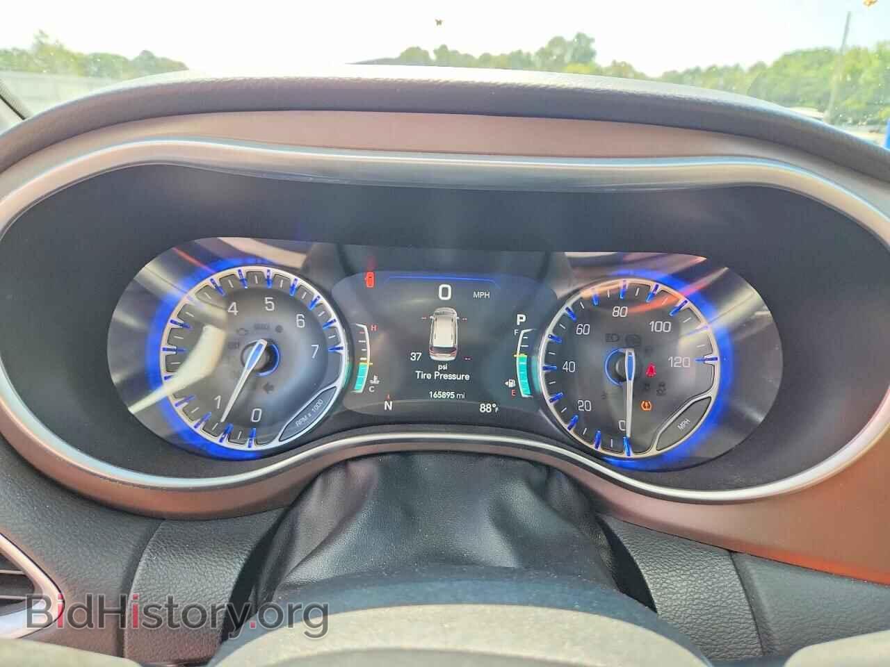 2019 CHRYSLER PACIFICA - VIN: 2C4RC1EG1KR549757 - Photo 9