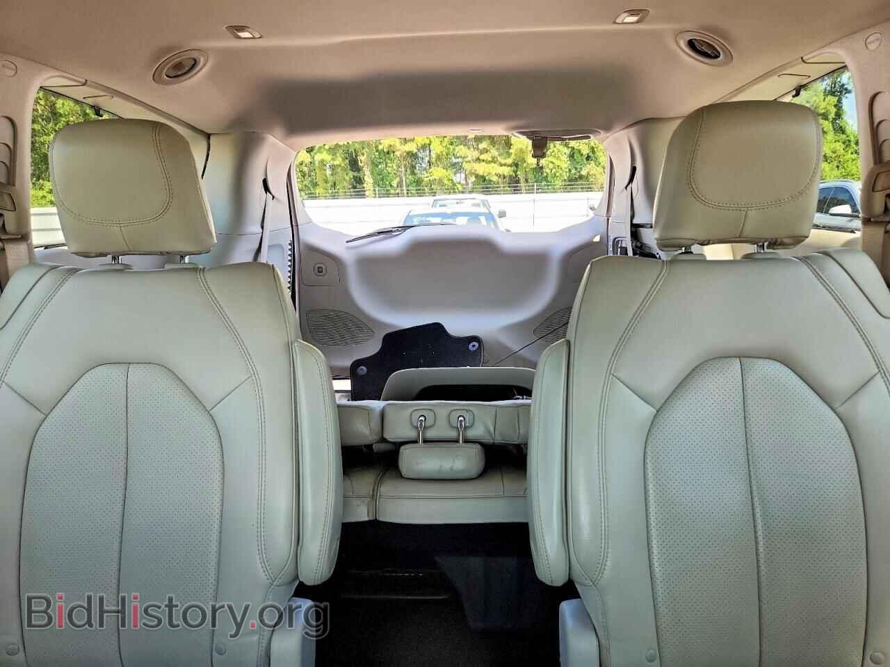 2019 CHRYSLER PACIFICA - VIN: 2C4RC1EG1KR549757 - Photo 10