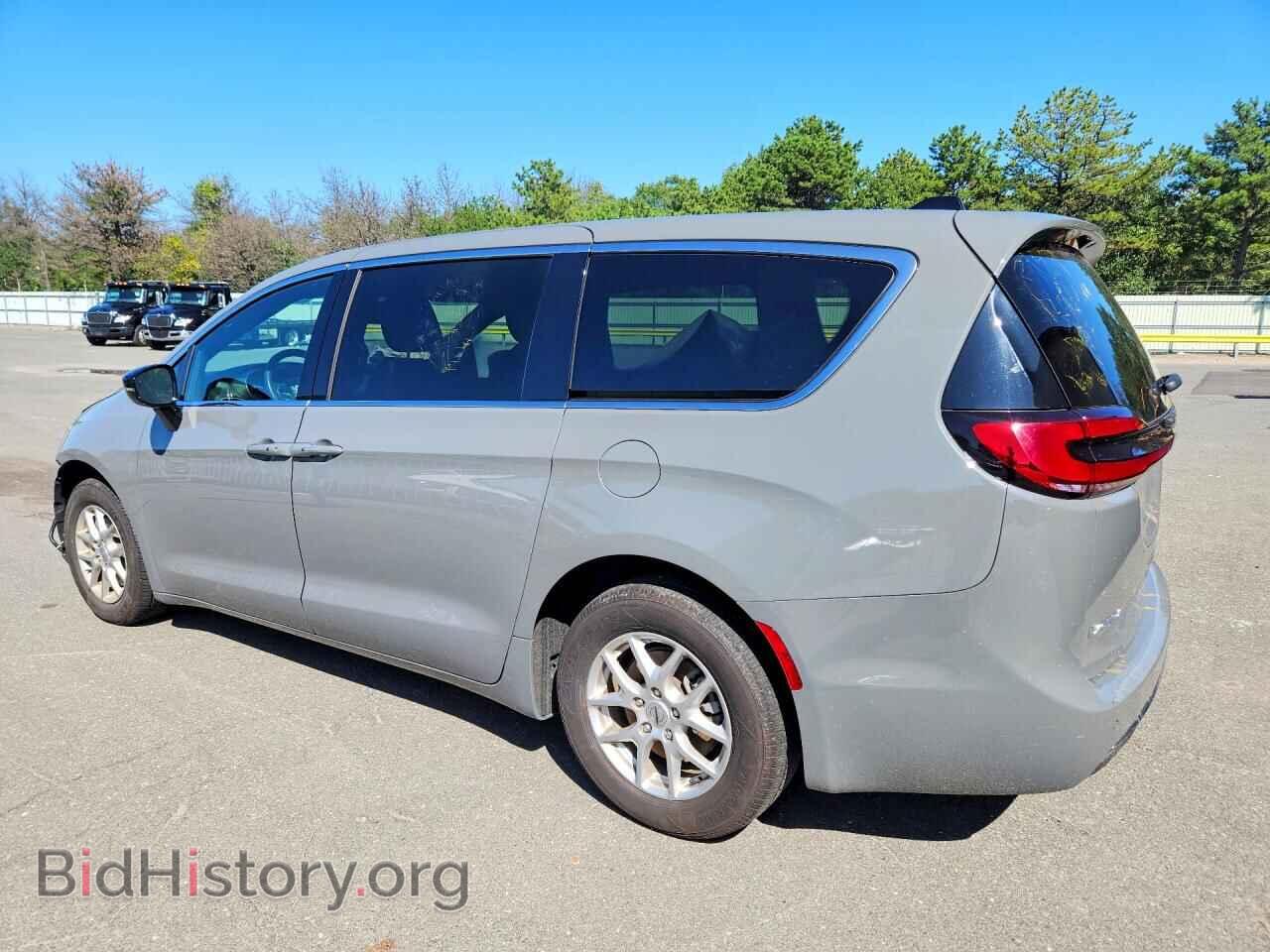 2025 CHRYSLER PACIFICA - VIN: 2C4RC1BG2SR504511 - Photo 2