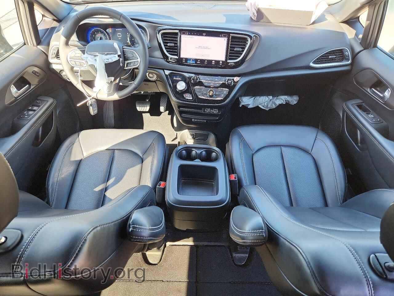 2025 CHRYSLER PACIFICA - VIN: 2C4RC1BG2SR504511 - Photo 8