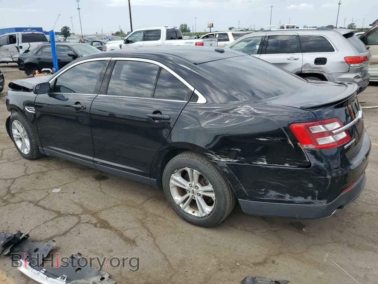 2018 FORD TAURUS - VIN: 1FAHP2E81JG126830 - Фото 2