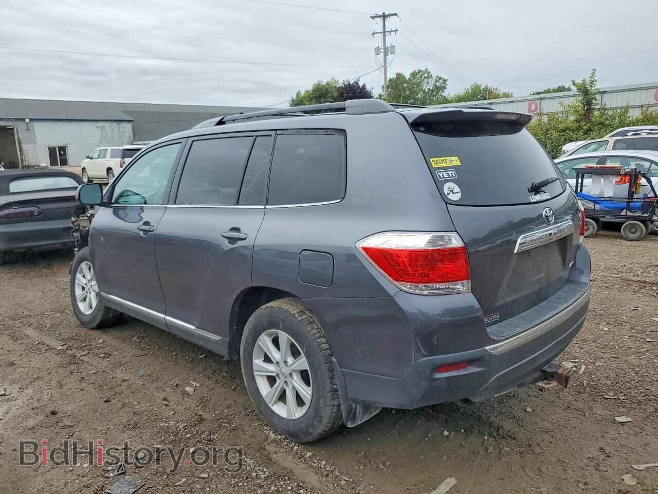 2013 TOYOTA HIGHLANDER - VIN: 5TDBK3EH8DS260345 - Photo 2