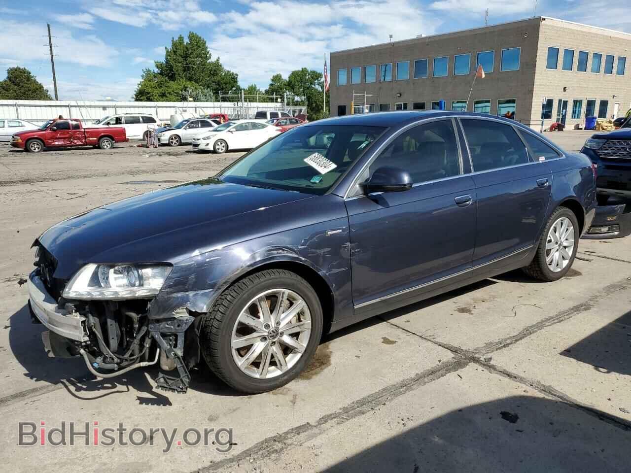 Photo WAUKGAFB2AN024806 - AUDI A6 2010