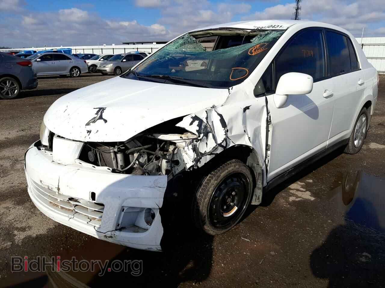 2011 NISSAN VERSA - VIN: 3N1BC1AP1BL484898 - Фото 2