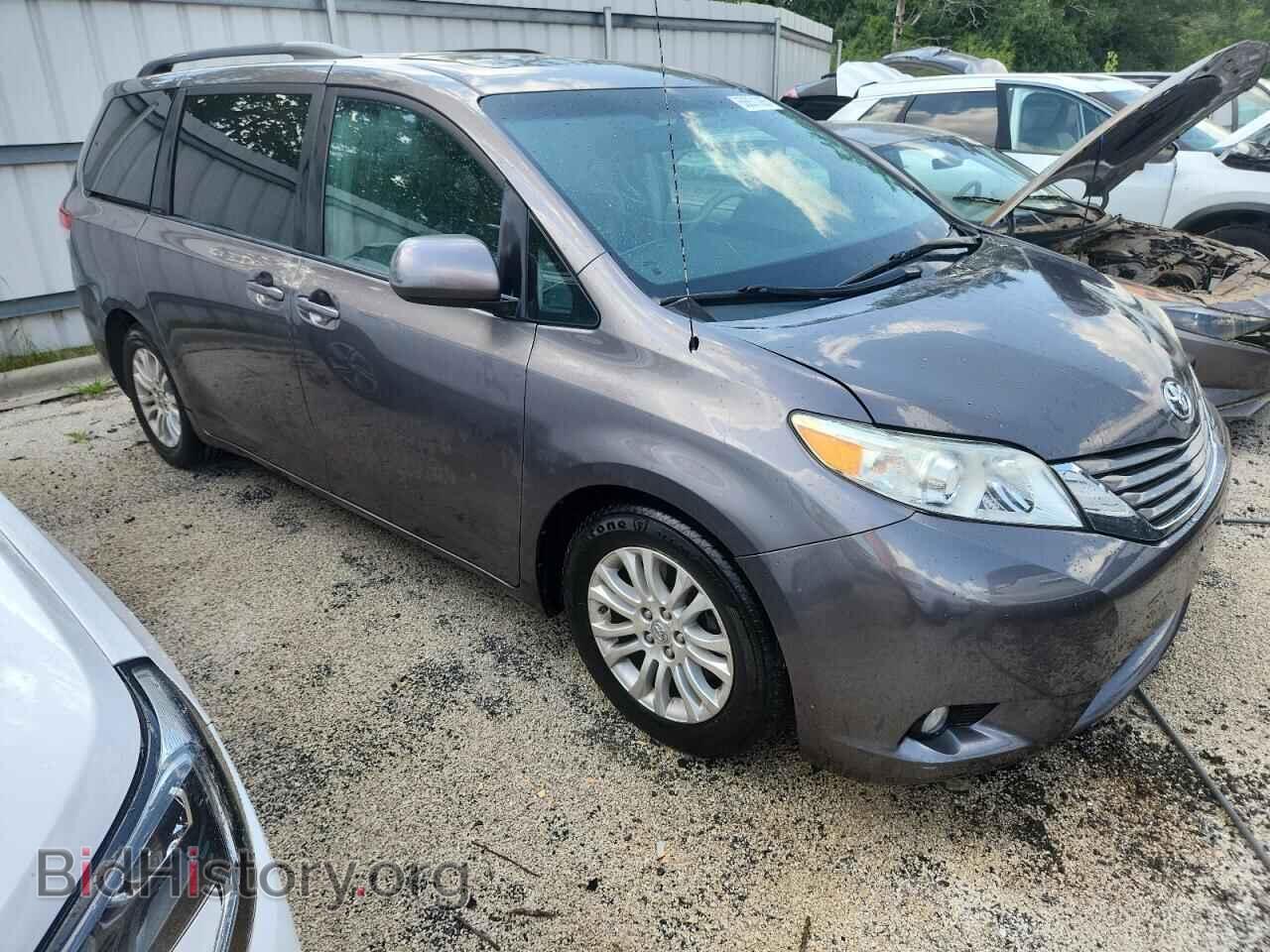 2011 TOYOTA All Models - VIN: 5TDYK3DC6BS104947 - Photo 4
