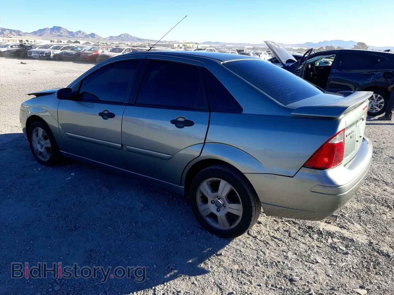 2006 FORD FOCUS - VIN: 1FAHP34N76W226828 - Фото 2