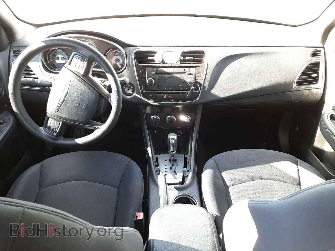 2012 CHRYSLER 200 - VIN: 1C3CCBAB0CN305879 - Фото 9