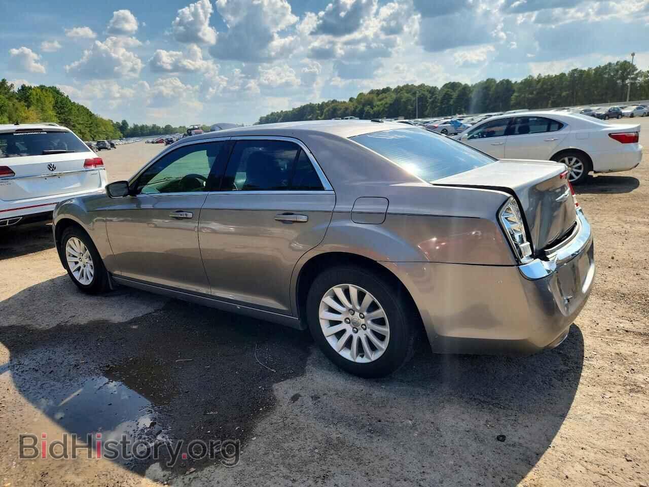 2014 CHRYSLER 300 - VIN: 2C3CCAAG1EH141852 - Фото 2