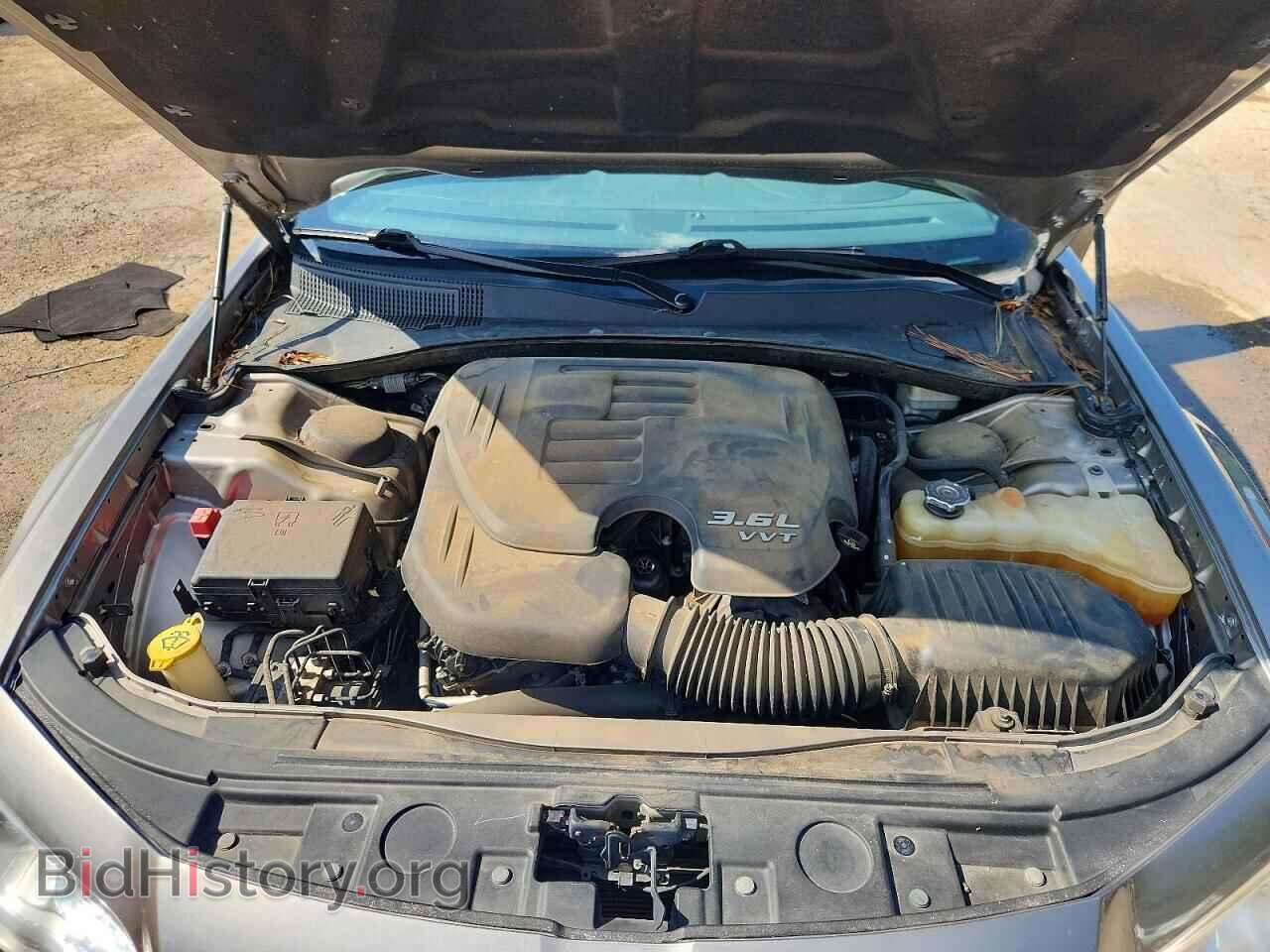 2014 CHRYSLER 300 - VIN: 2C3CCAAG1EH141852 - Фото 11