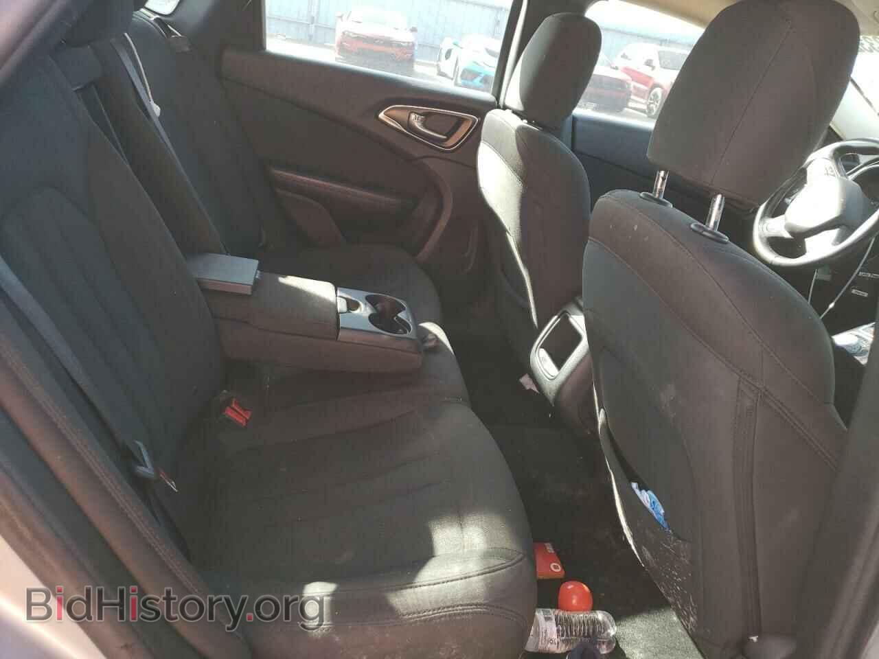 2016 CHRYSLER 200 - VIN: 1C3CCCFB8GN195541 - Фото 10