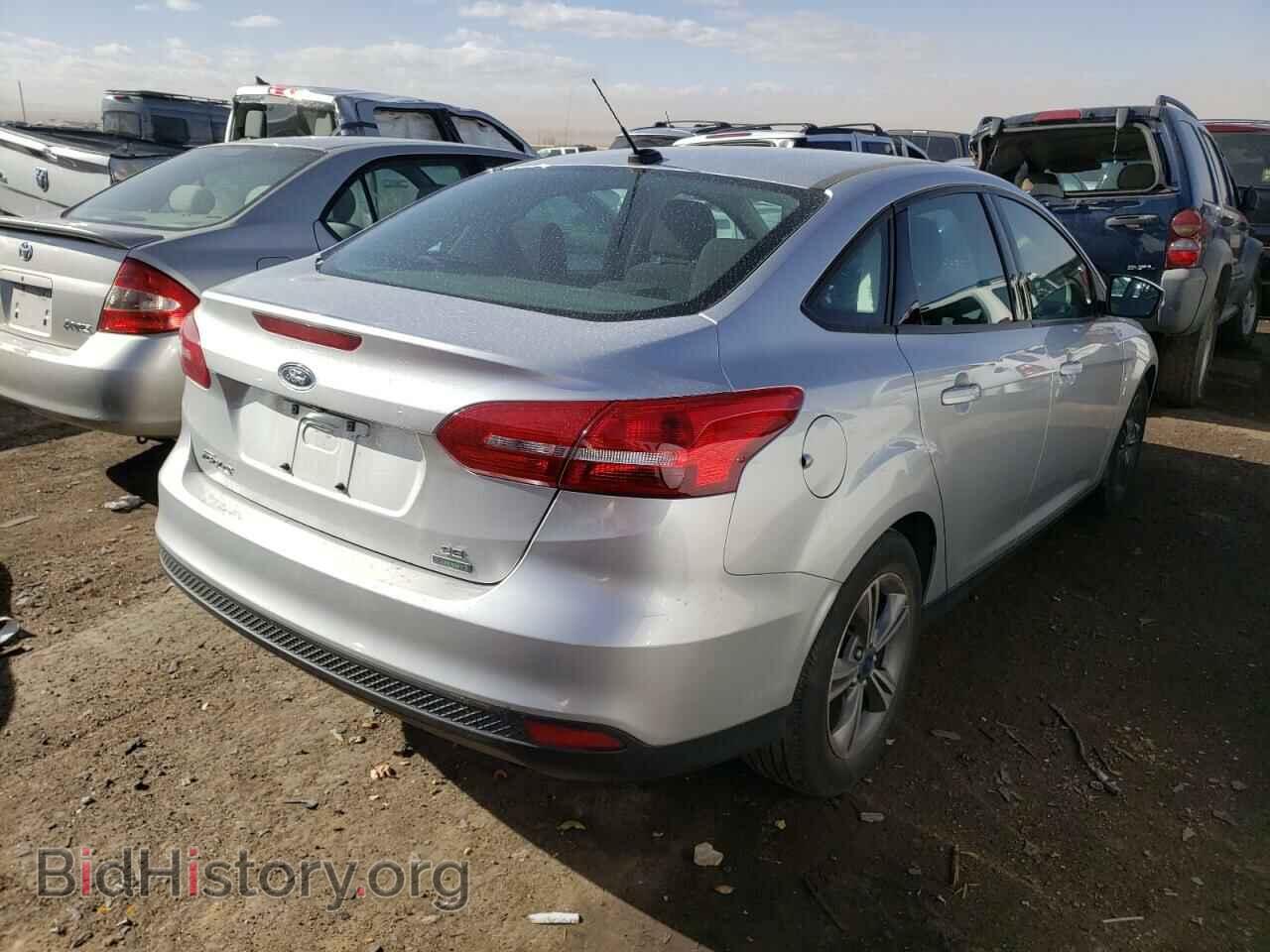 2017 FORD FOCUS - VIN: 1FADP3FE2HL310359 - Фото 4