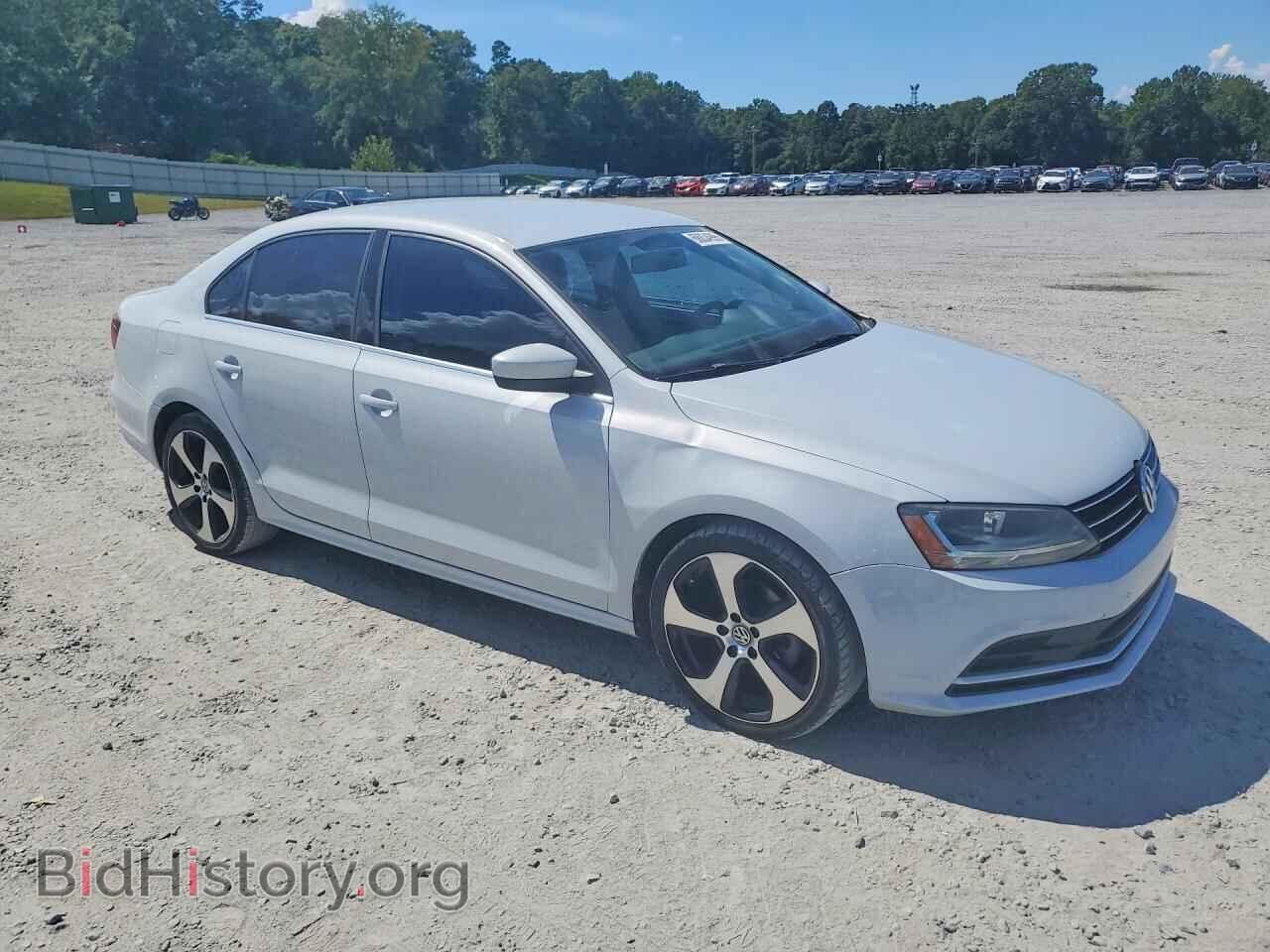 2017 VOLKSWAGEN JETTA - VIN: 3VW2B7AJ3HM215638 - Photo 4
