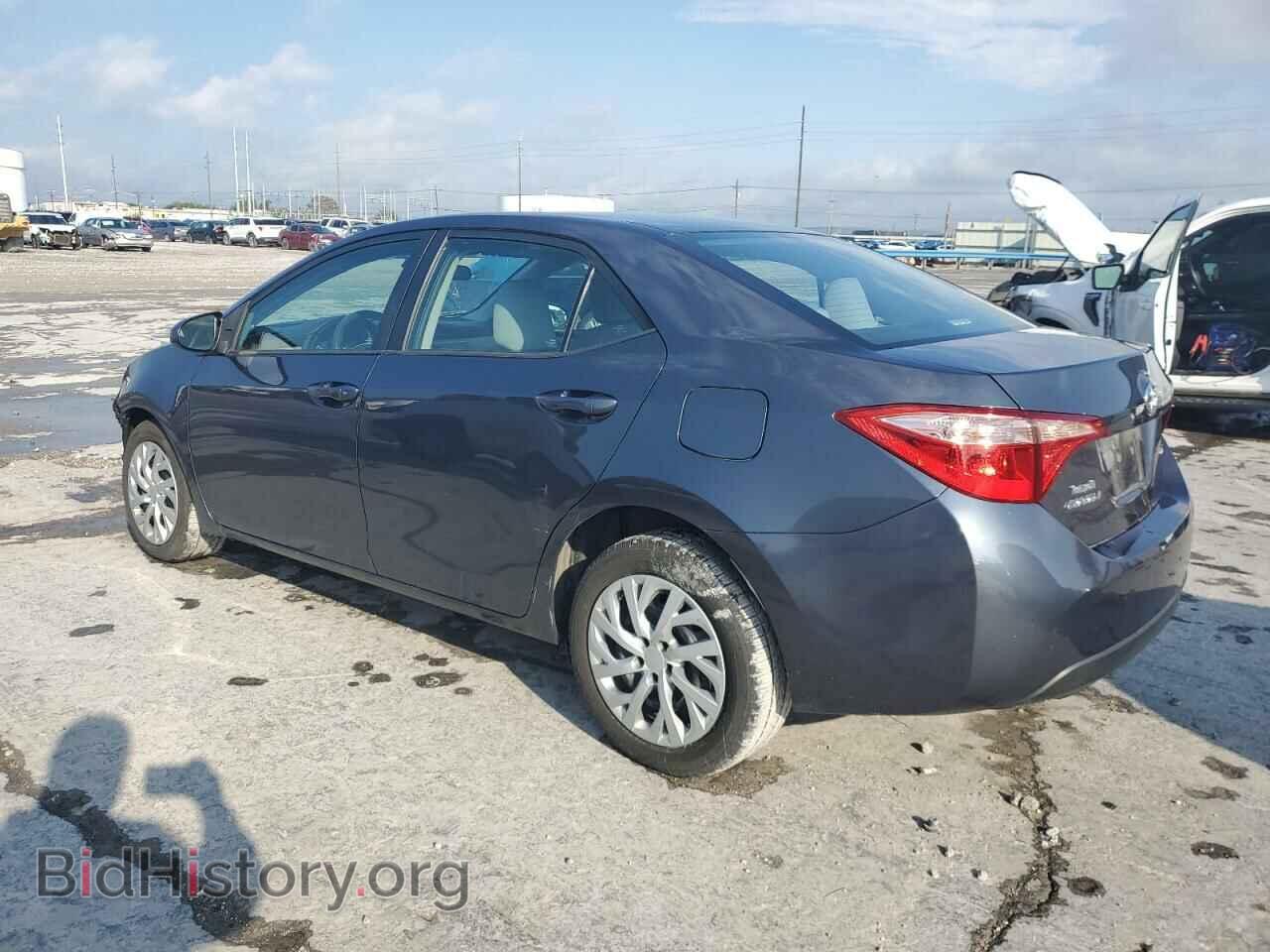 2017 TOYOTA COROLLA - VIN: 2T1BURHE8HC888550 - Фото 2