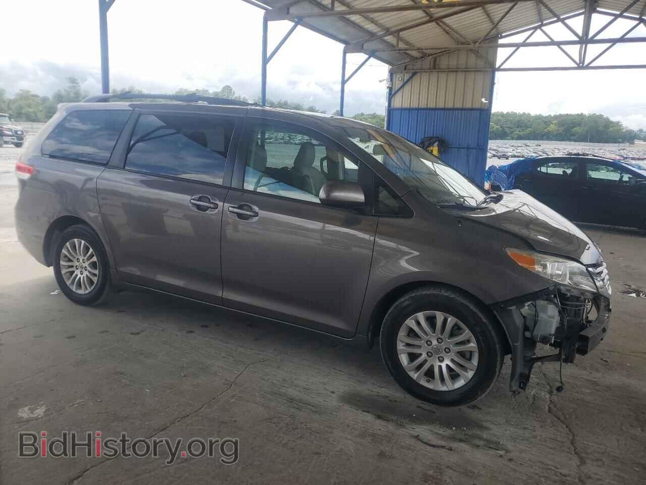 2011 TOYOTA All Models - VIN: 5TDYK3DC8BS131860 - Фото 4