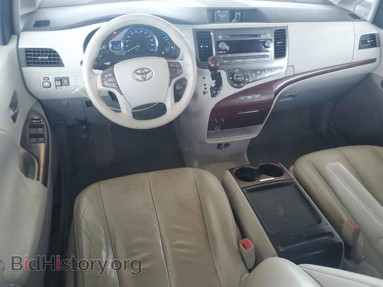 2011 TOYOTA All Models - VIN: 5TDYK3DC8BS131860 - Фото 8