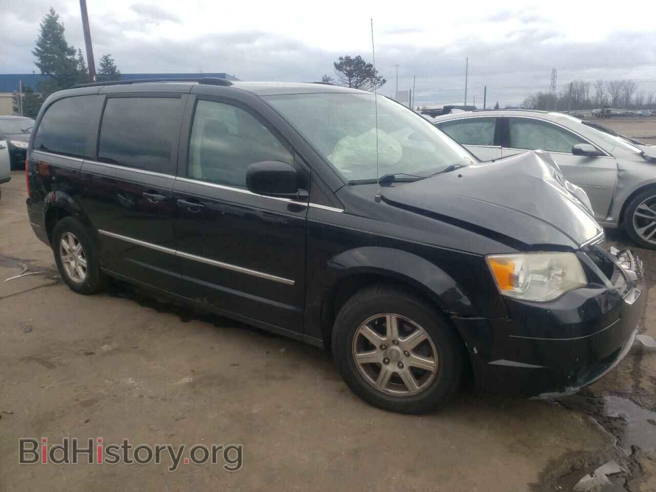 2009 CHRYSLER MINIVAN - VIN: 2A8HR54129R574748 - Фото 4