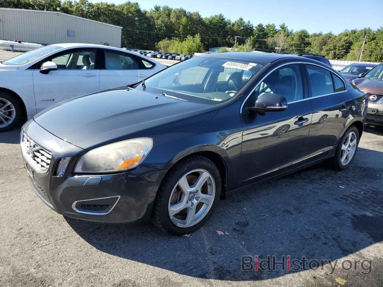 Photo YV1612FH8D2207112 - VOLVO S60 2013