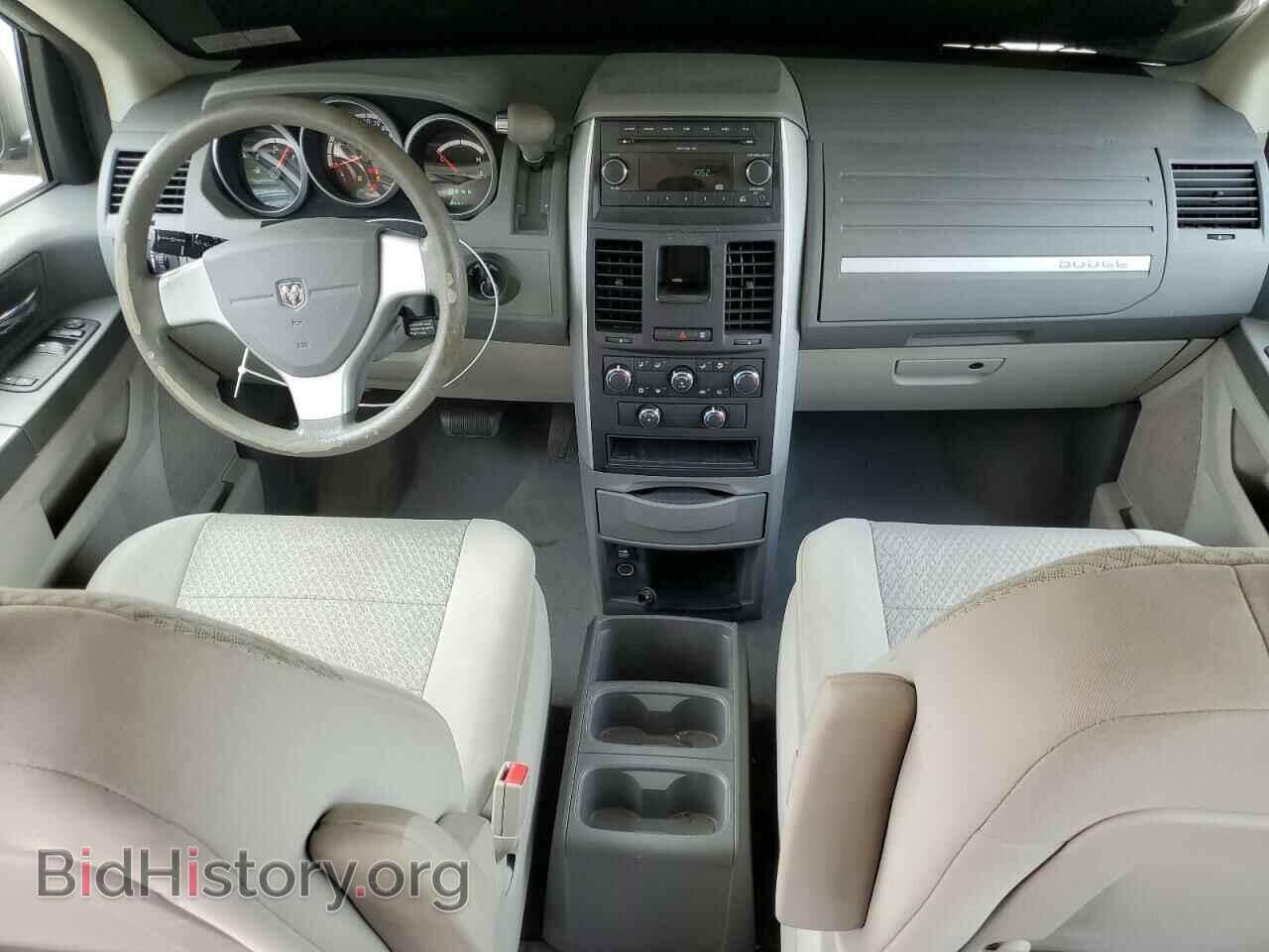 2010 DODGE CARAVAN - VIN: 2D4RN4DE5AR144644 - Photo 8