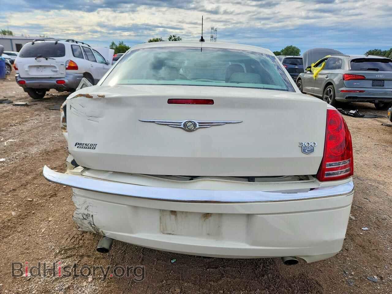 2008 CHRYSLER 300 - VIN: 2C3KA63H98H123897 - Фото 6