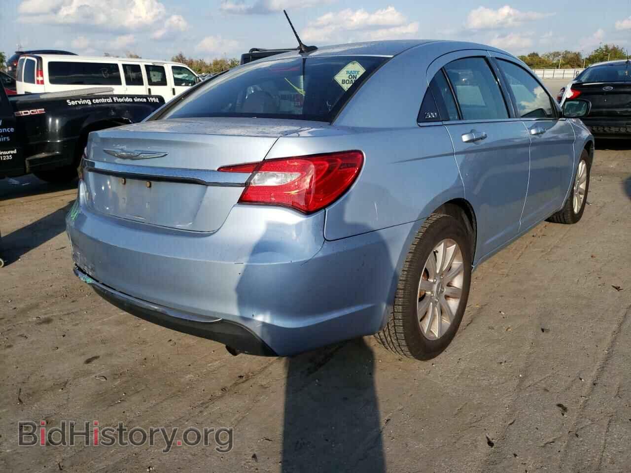 2012 CHRYSLER 200 - VIN: 1C3CCBBB2CN180575 - Фото 4
