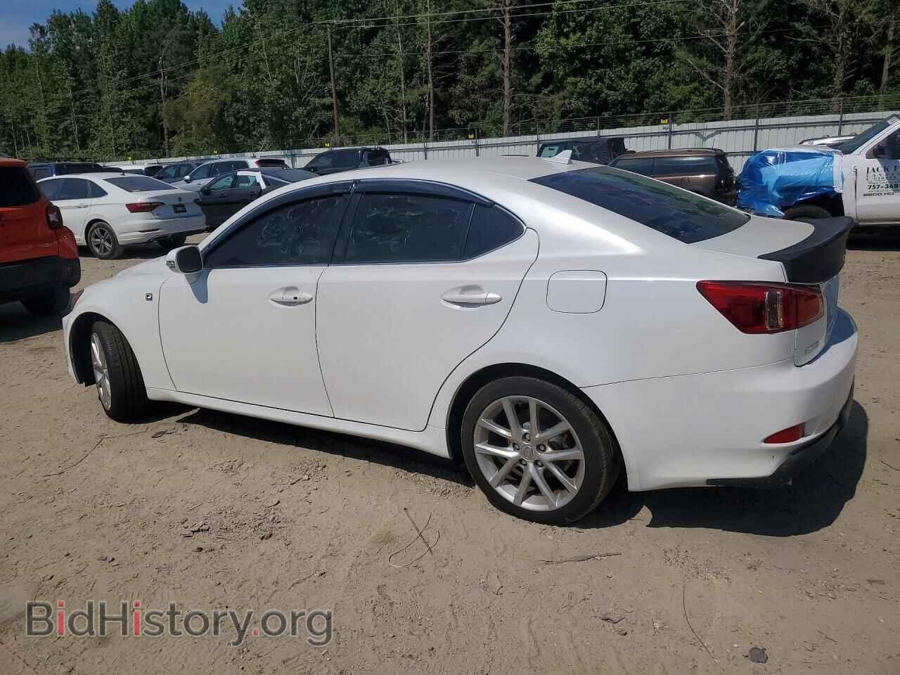 2011 LEXUS IS - VIN: JTHCF5C20B2035309 - Photo 2