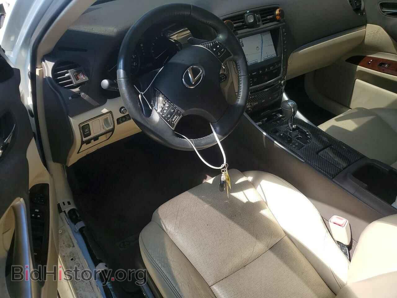 2011 LEXUS IS - VIN: JTHCF5C20B2035309 - Photo 8