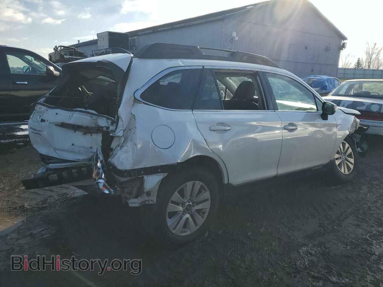 2017 SUBARU OUTBACK - VIN: 4S4BSAKC0H3384870 - Фото 3