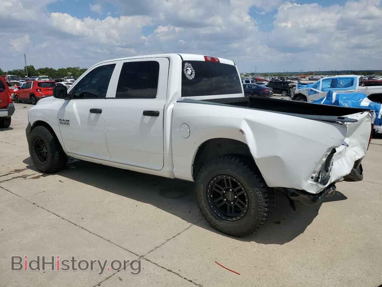 2018 RAM 1500 - VIN: 3C6RR6KG5JG214223 - Фото 2