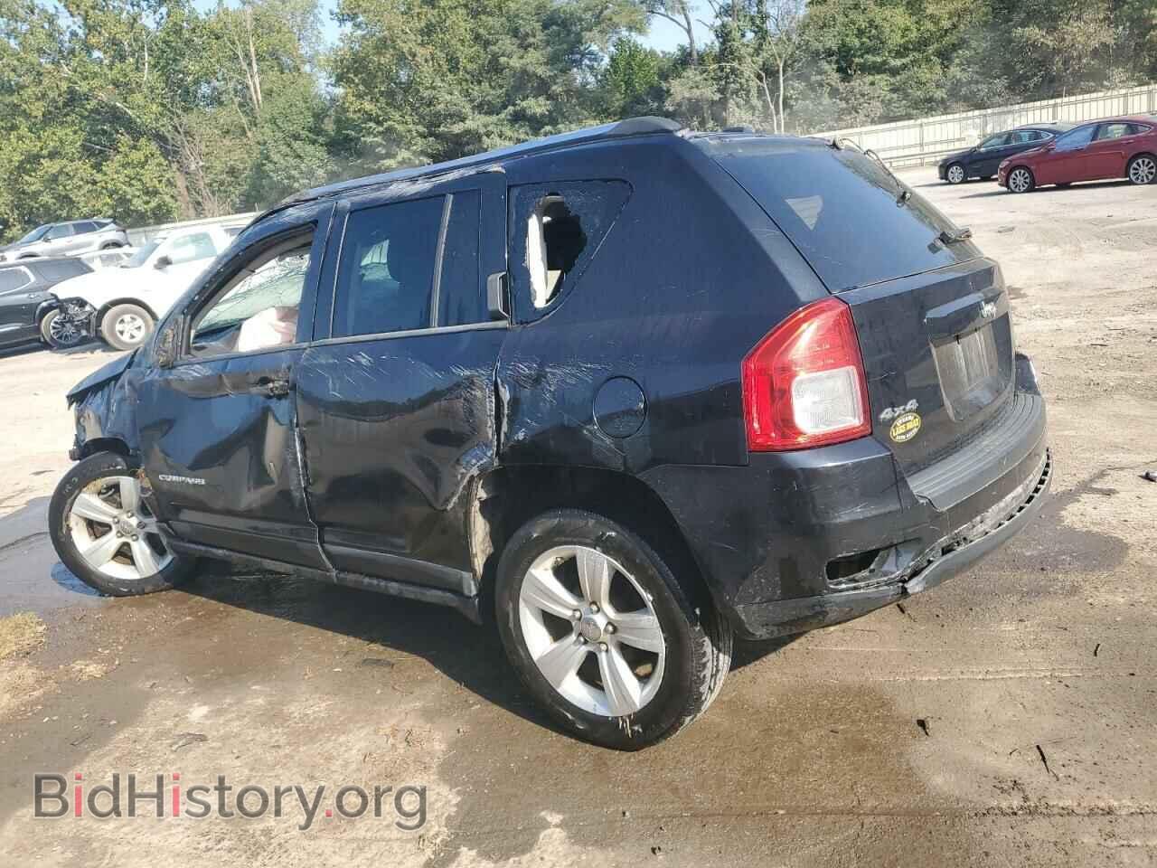 2011 JEEP COMPASS - VIN: 1J4NF1FB3BD206910 - Фото 2
