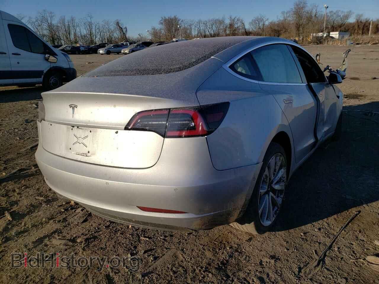 2018 TESLA MODEL 3 - VIN: 5YJ3E1EA2JF009601 - Photo 4