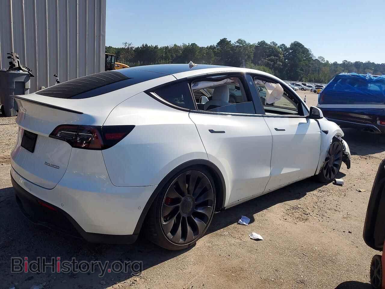 2022 TESLA MODEL Y - VIN: 7SAYGDEF0NF388541 - Photo 3