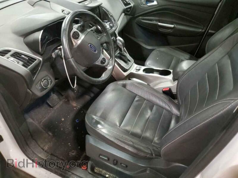 2013 Ford CMAX (VIN 1FADP5BU9DL551631) — фото 7 из 12