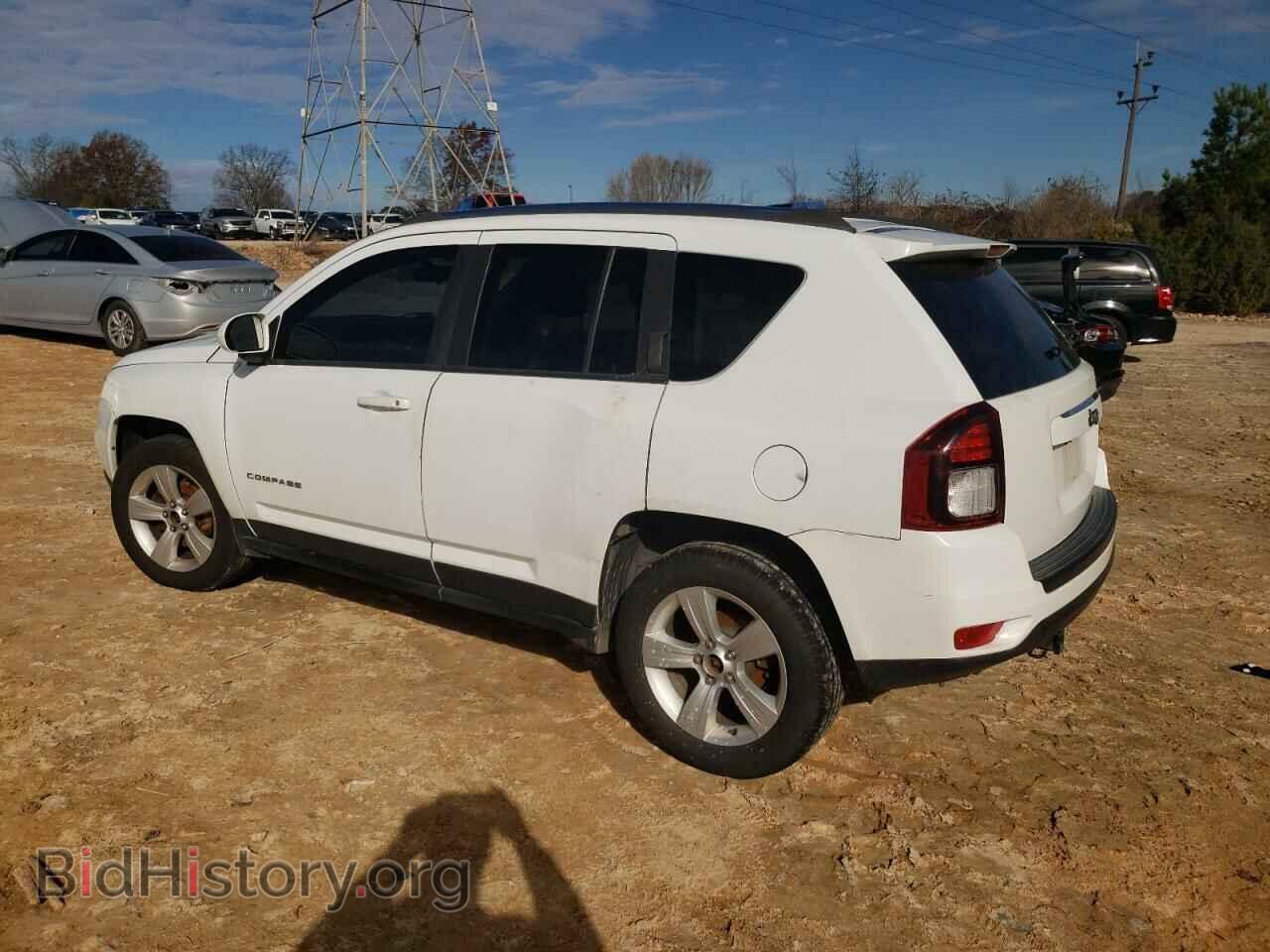 2015 JEEP COMPASS - VIN: 1C4NJDEB3FD381879 - Photo 2