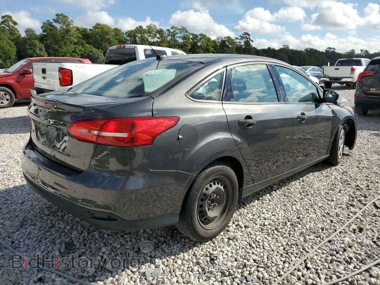 2017 FORD FOCUS - VIN: 1FADP3E2XHL253867 - Photo 3